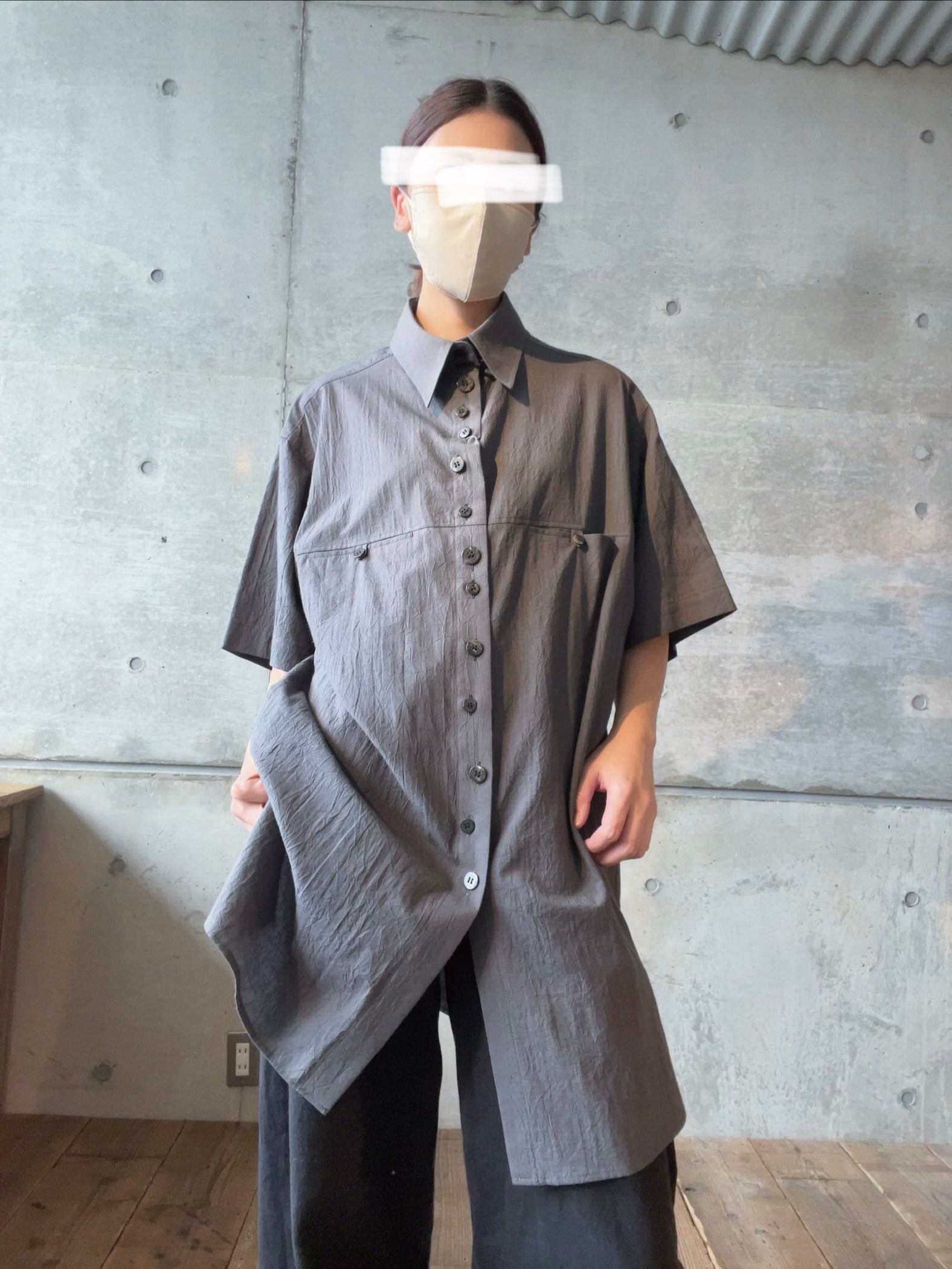 Y's for men 60 WRINKLE LAWN SHORT SLEEVE SHIRT WITH RANDOM BUTTONS MK-B11-006-1-02