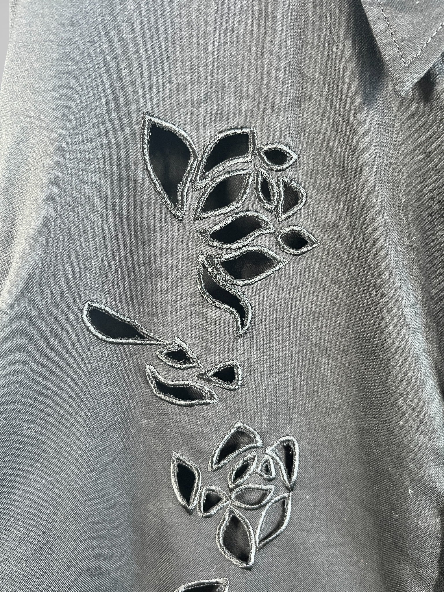 Ground Y CUTWORK EMBROIDERY LIGHT TWILL SHIRT カットワークシャツ GQ-B08-031-2-03
