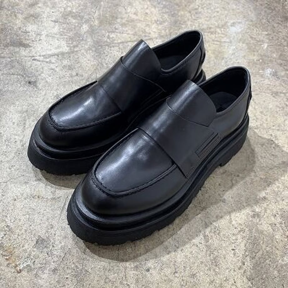 Ph7+ピアカセッテ 厚底コインローファー