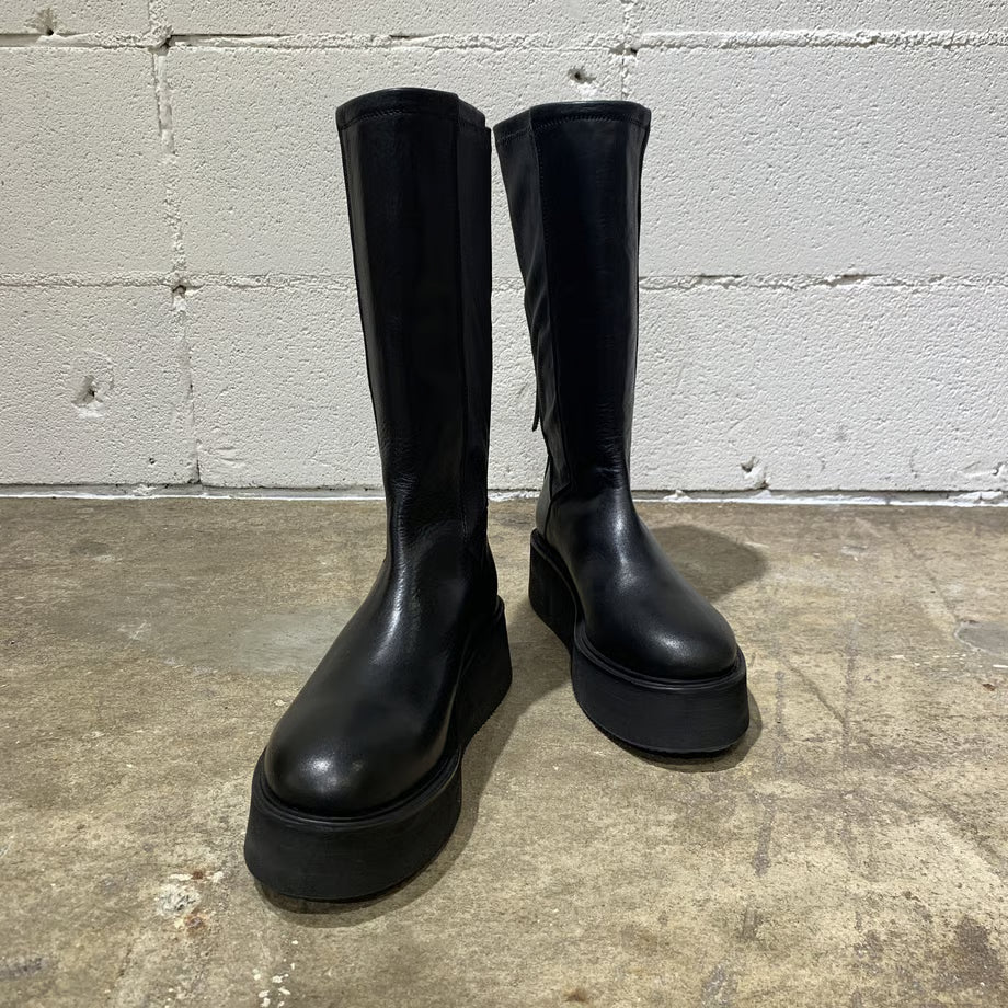 Ph7+ピアカセッテ 厚底ミディアム丈ブーツ