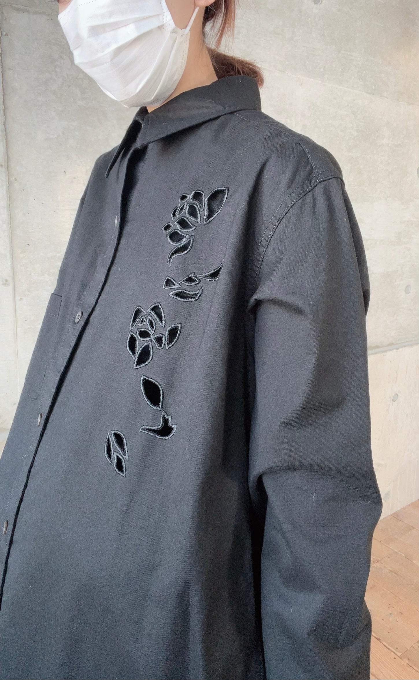 Ground Y CUTWORK EMBROIDERY LIGHT TWILL SHIRT カットワークシャツ　GQ-B08-031-2-03
