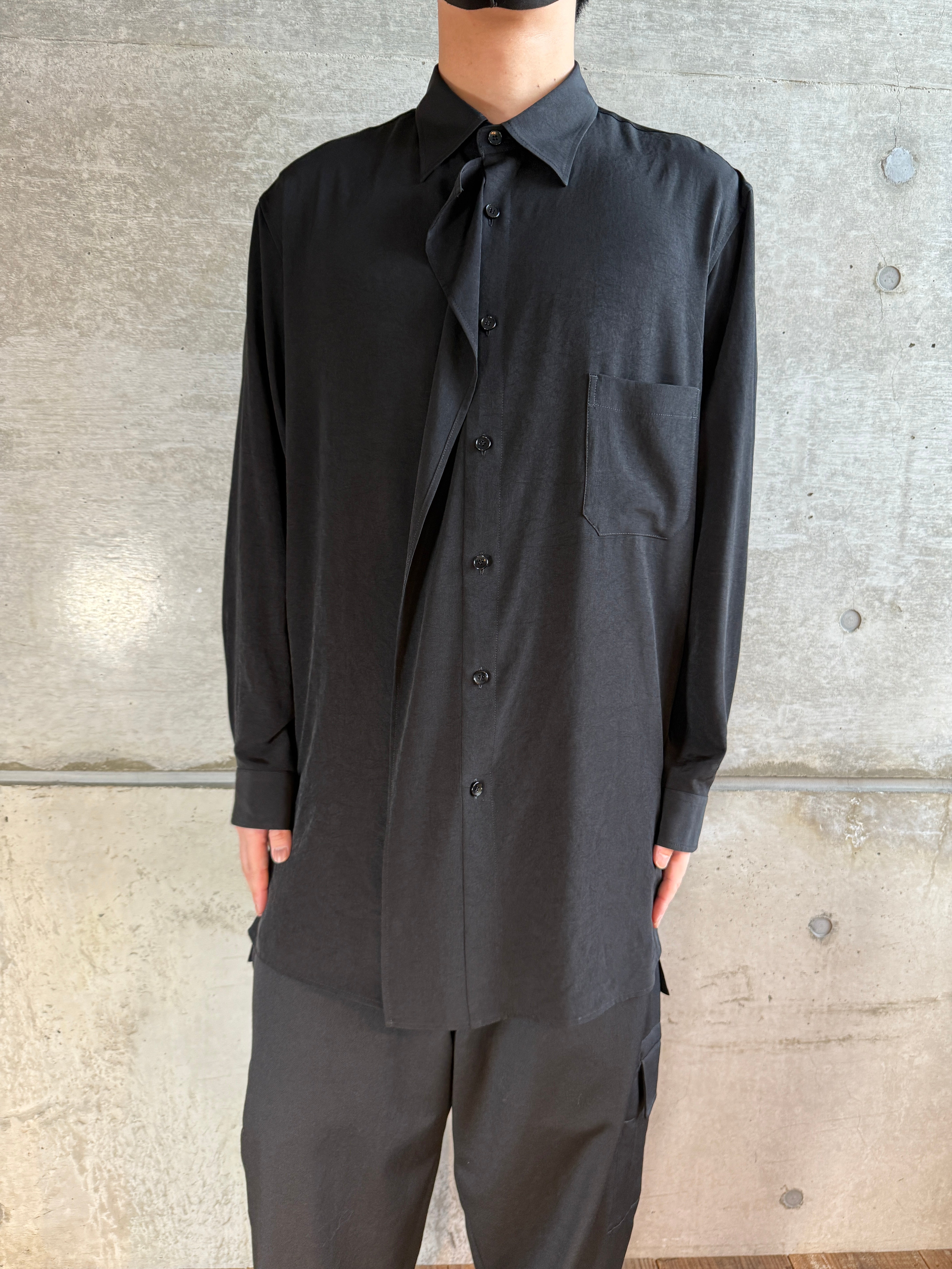 GroundY（グラウンド ワイ）ブラックシャツ　GL-B06-500-2-03