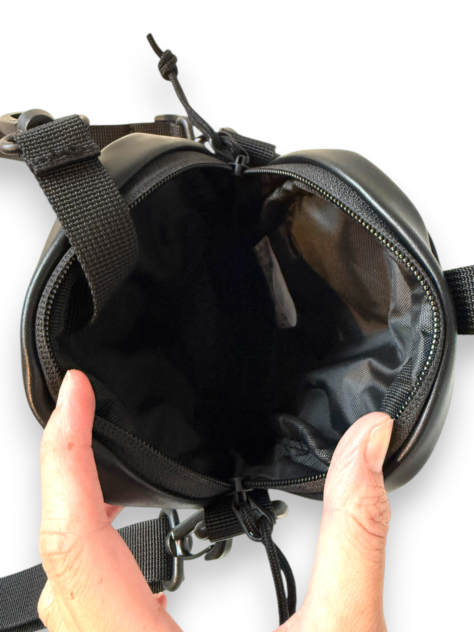 Y's × New Era SHOULDER POUCH YV-I20-996-1