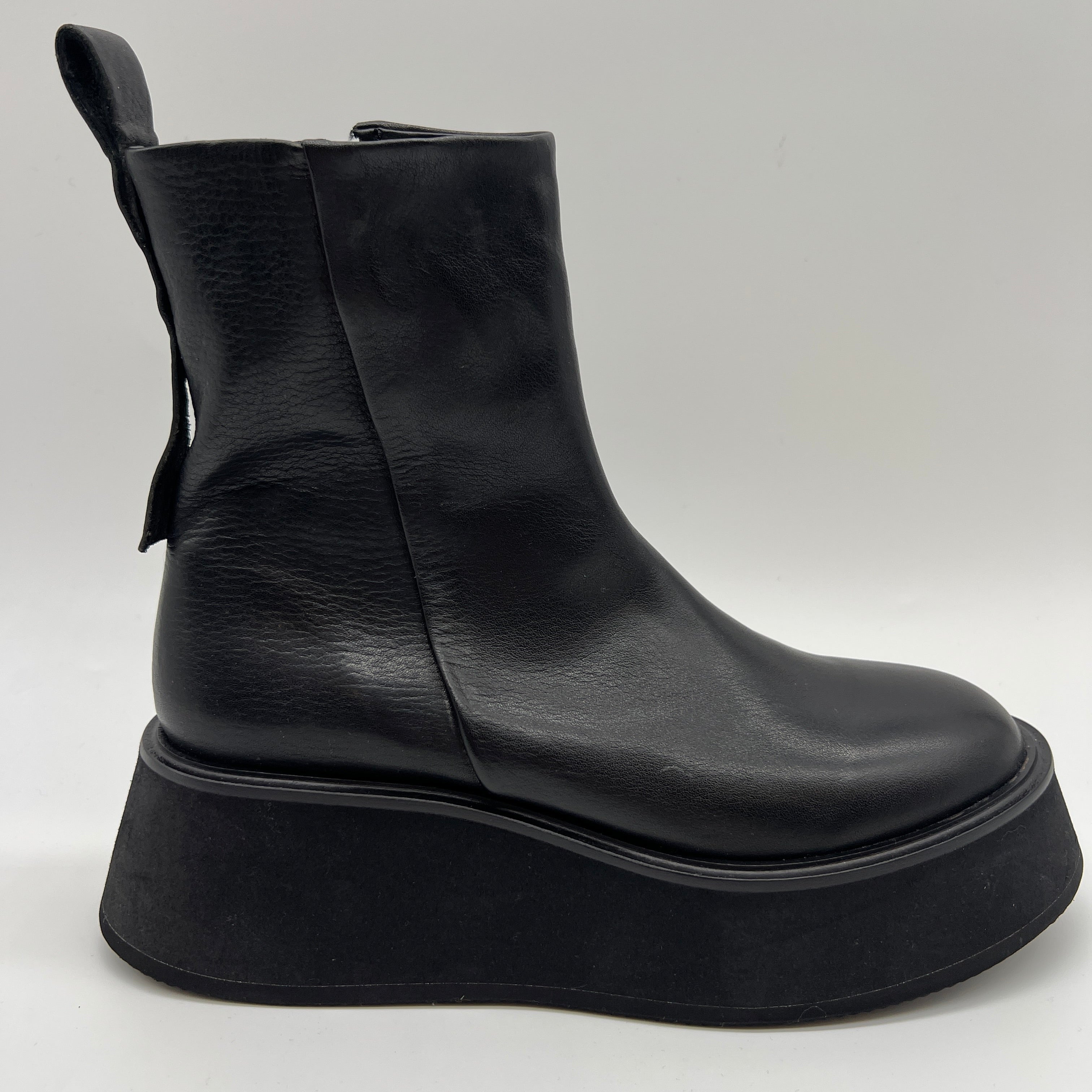 Ph7+ピアカセッテ 厚底ショートブーツ